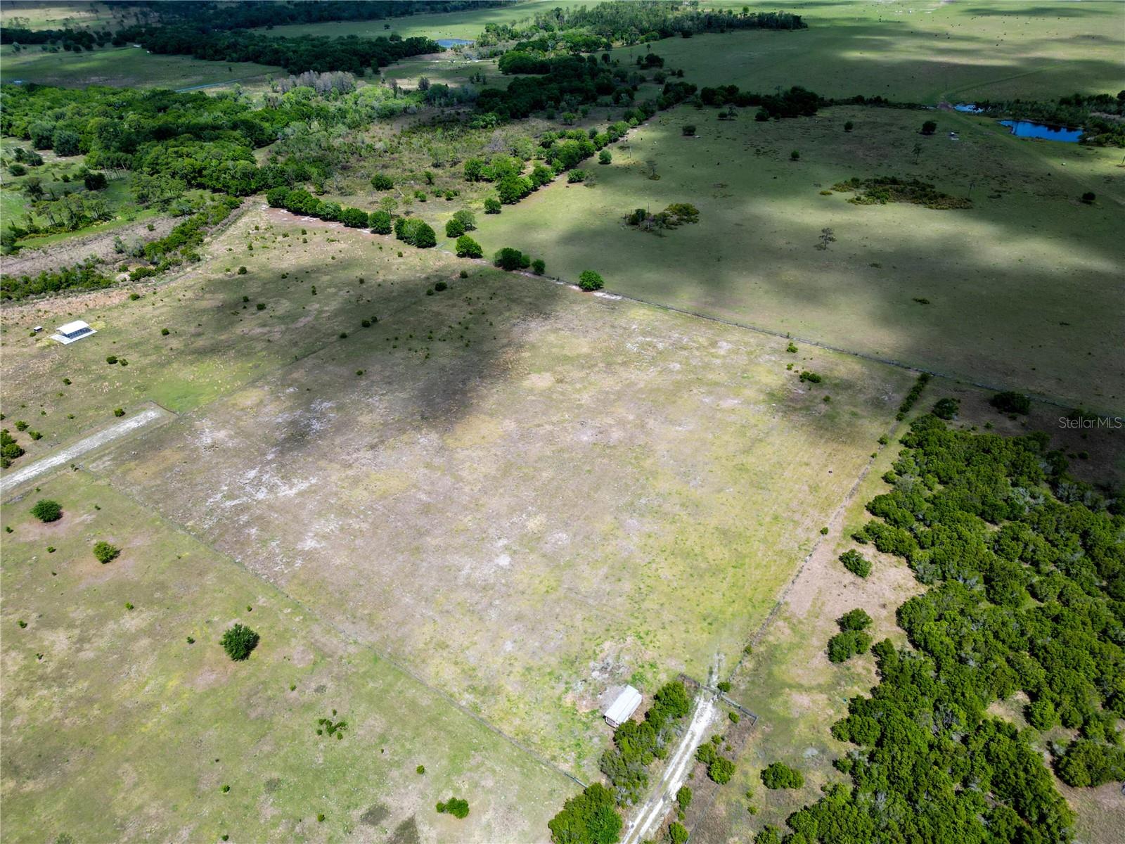 707 CHIHUAHUA RD, SEBRING, FL, 33870