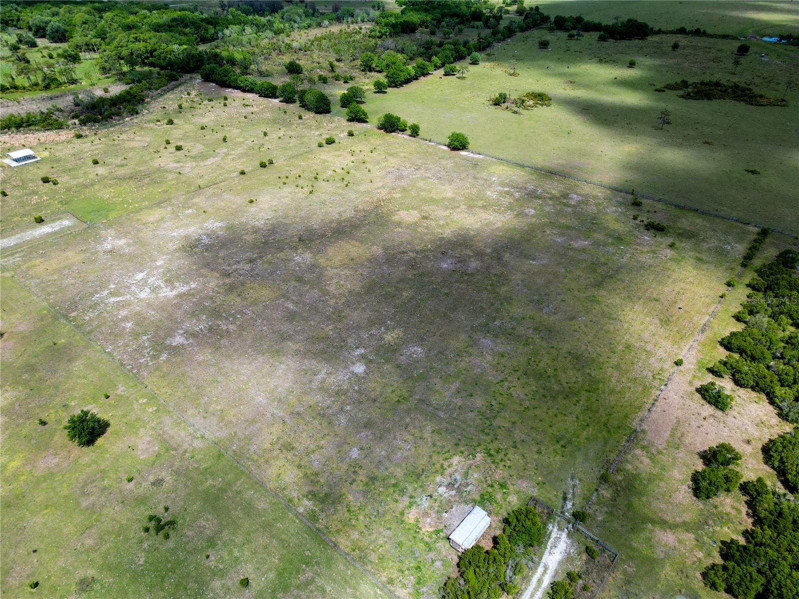 707 CHIHUAHUA RD, SEBRING, FL, 33870