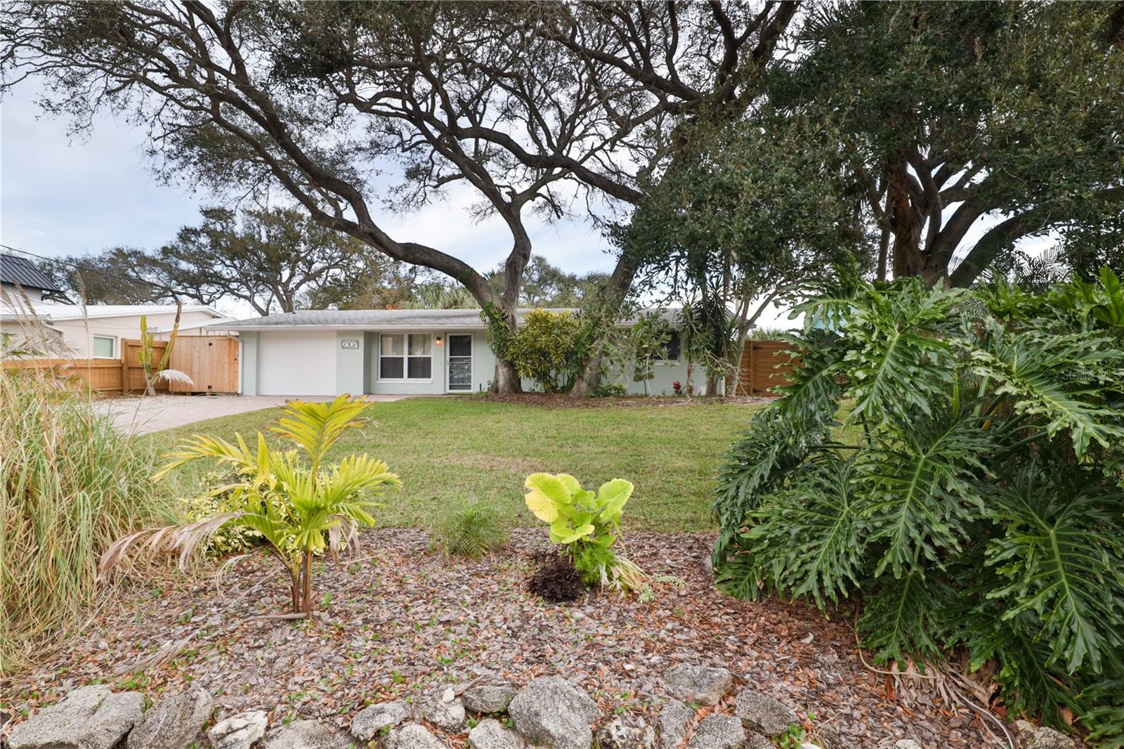 2307 SAXON DR, NEW SMYRNA BEACH, FL, 32169
