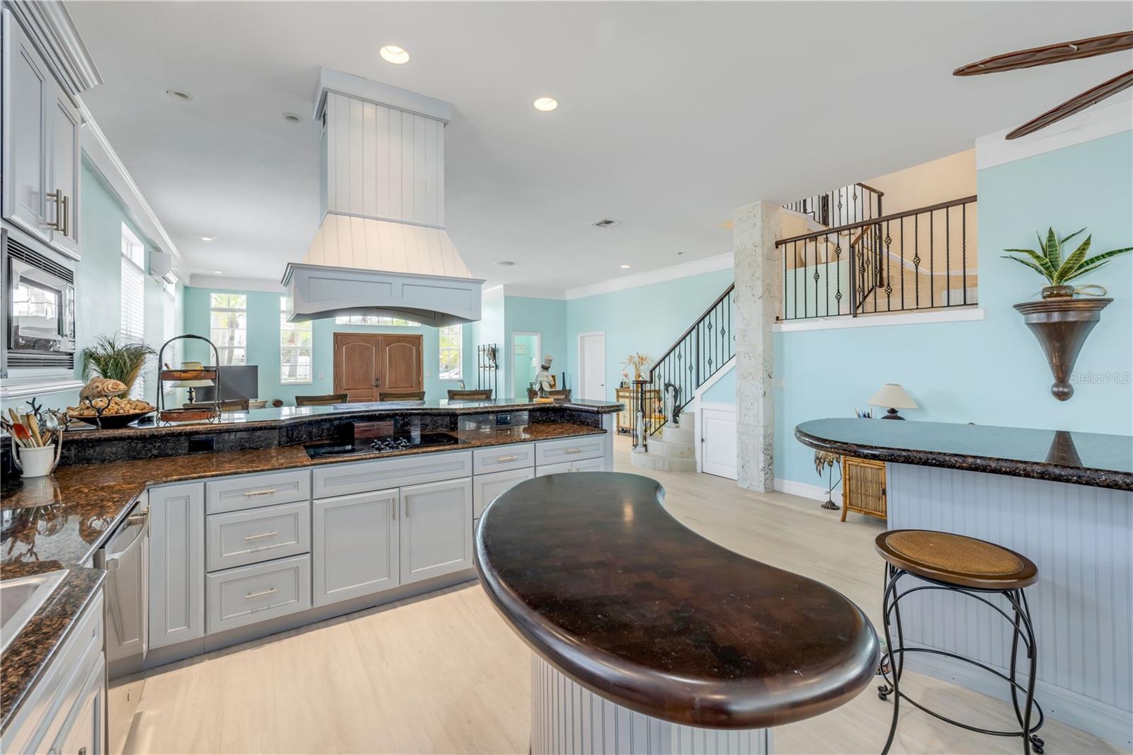 708 OCEAN AVE, NEW SMYRNA BEACH, FL, 32169