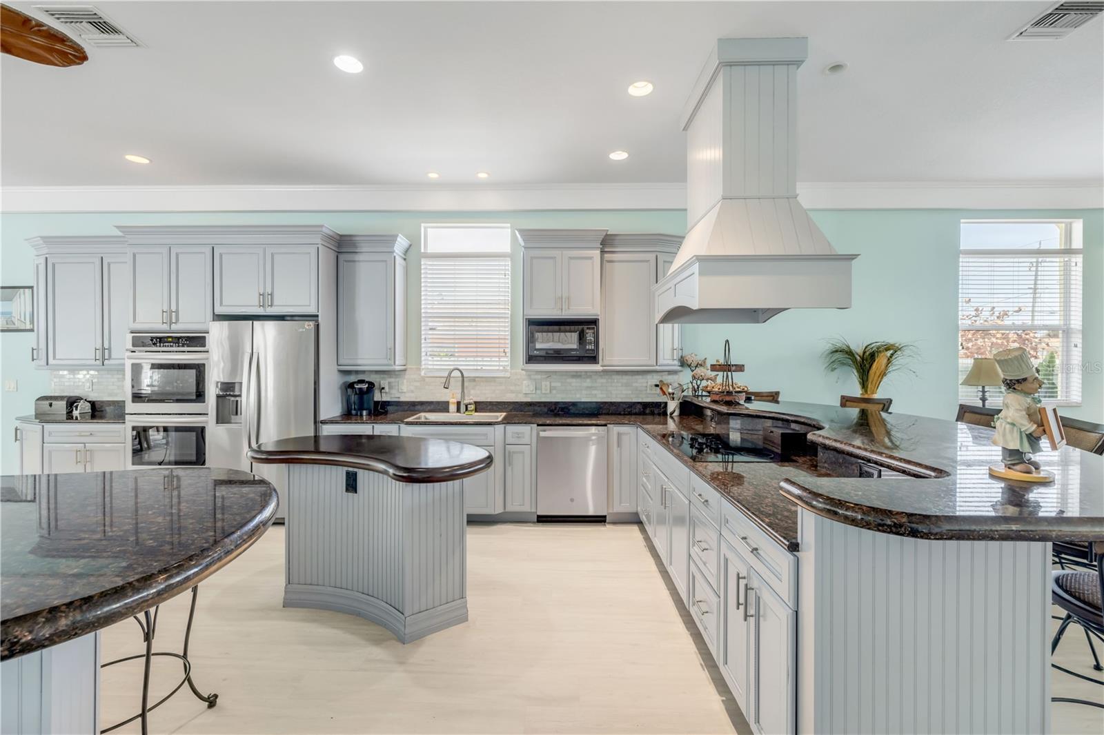 708 OCEAN AVE, NEW SMYRNA BEACH, FL, 32169