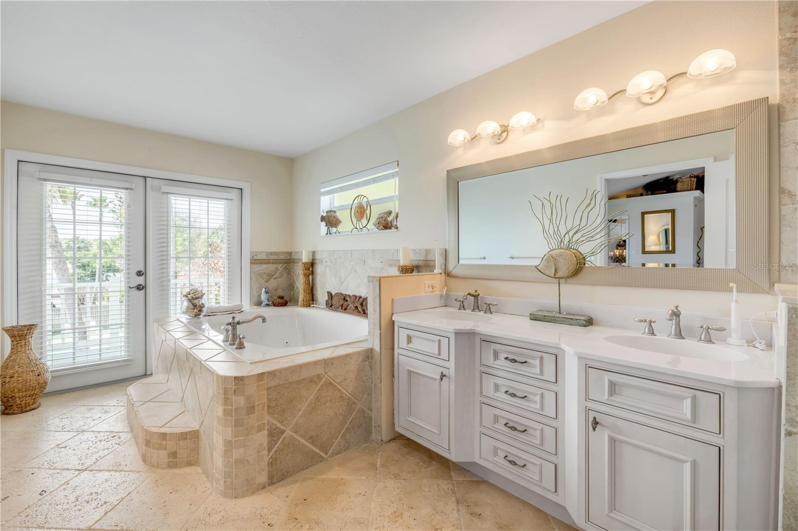 708 OCEAN AVE, NEW SMYRNA BEACH, FL, 32169