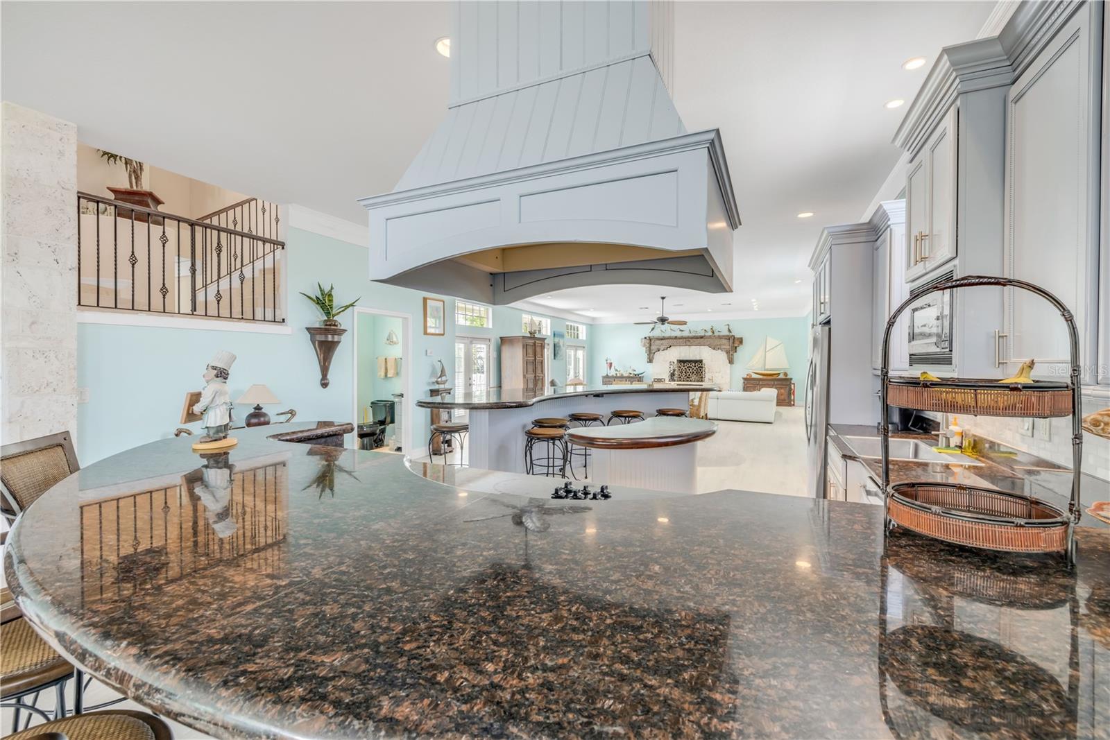 708 OCEAN AVE, NEW SMYRNA BEACH, FL, 32169