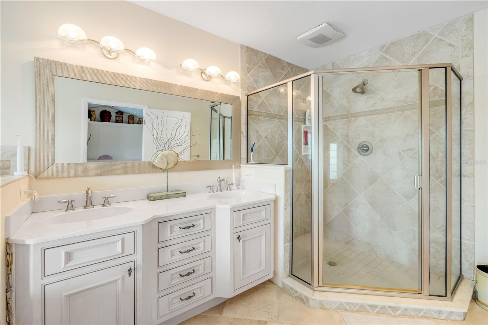 708 OCEAN AVE, NEW SMYRNA BEACH, FL, 32169
