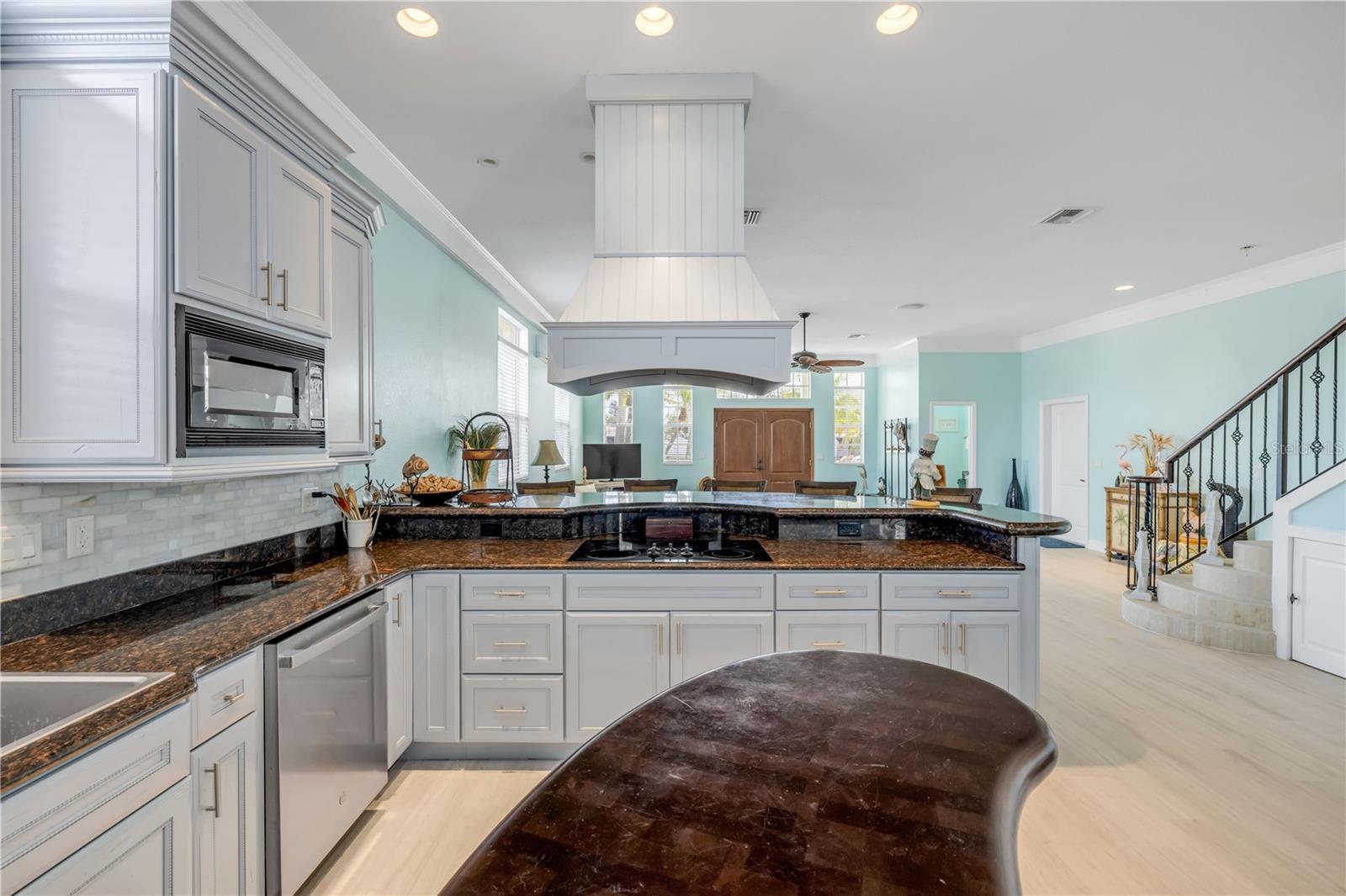 708 OCEAN AVE, NEW SMYRNA BEACH, FL, 32169