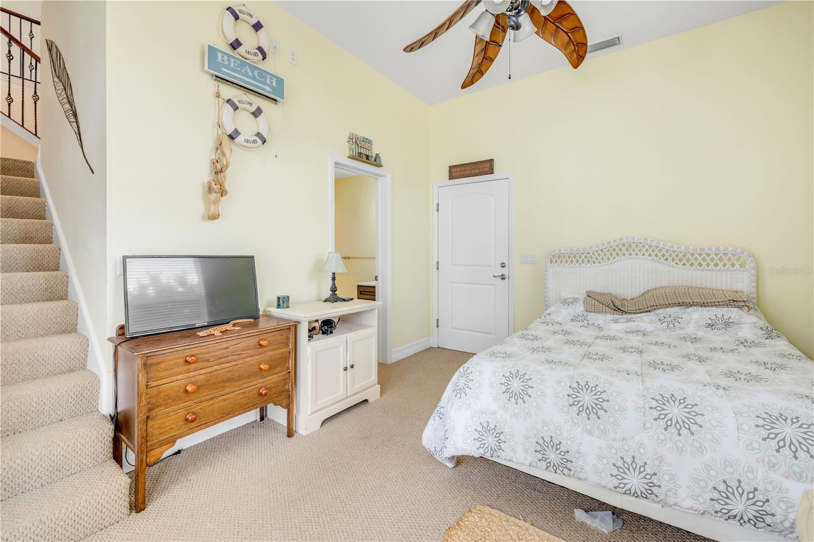 708 OCEAN AVE, NEW SMYRNA BEACH, FL, 32169