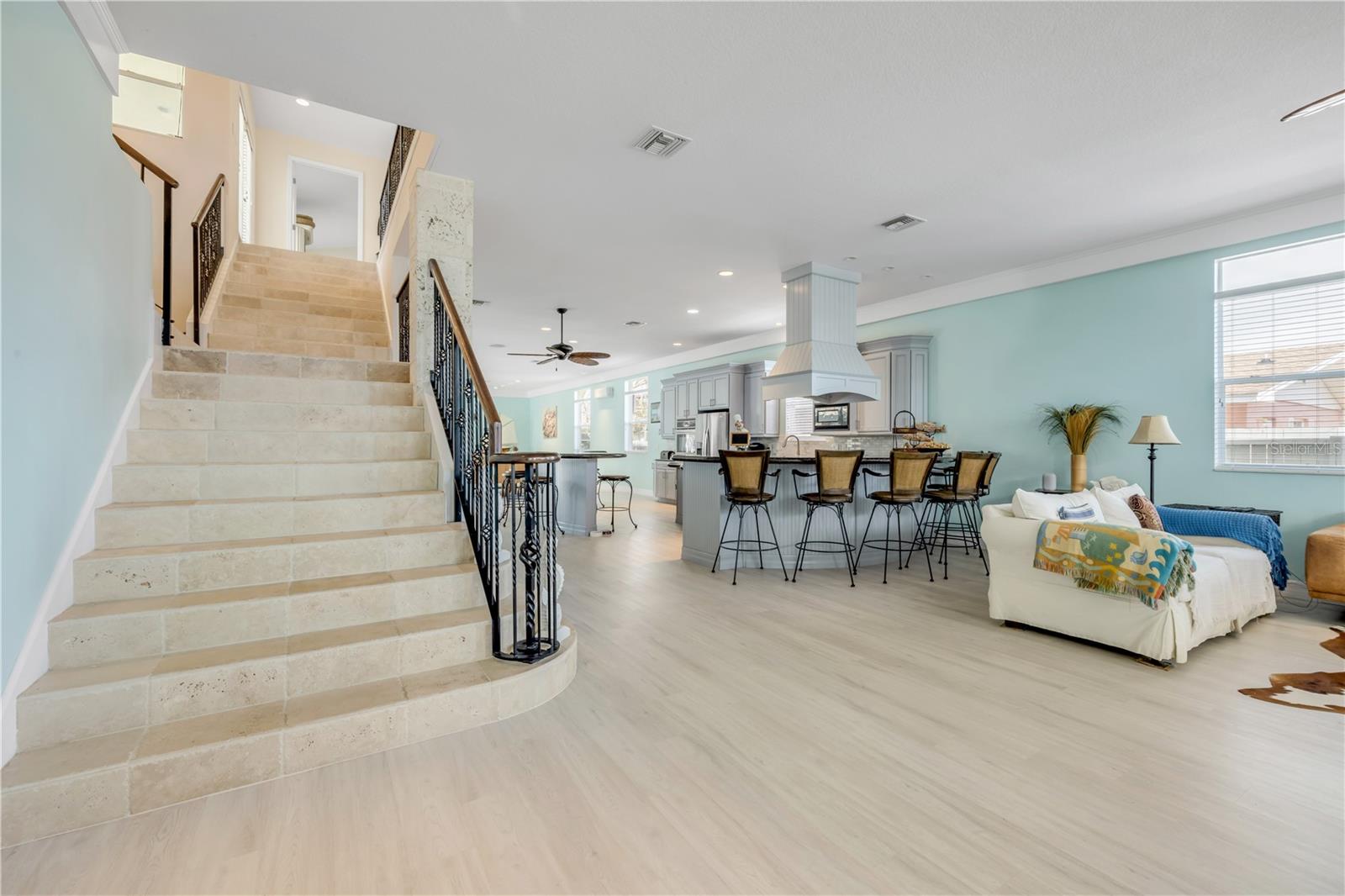 708 OCEAN AVE, NEW SMYRNA BEACH, FL, 32169