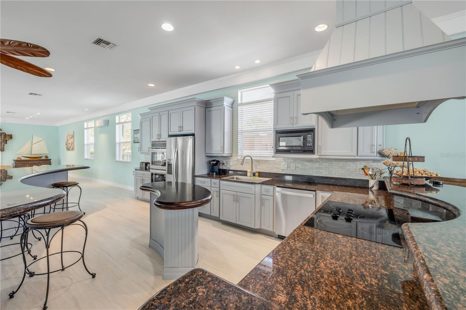 708 OCEAN AVE, NEW SMYRNA BEACH, FL, 32169