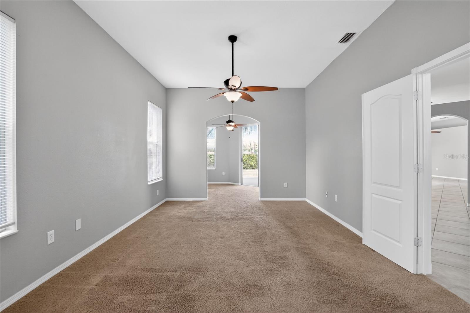 3725 HOLLOW WOOD DR, VALRICO, FL, 33596