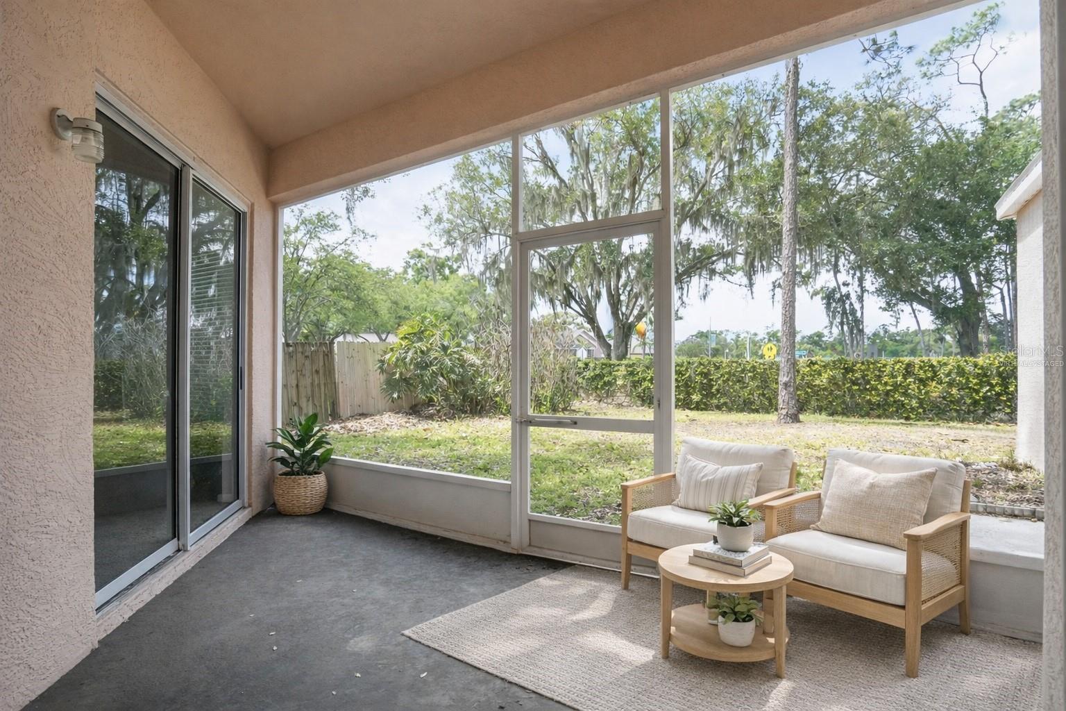 3725 HOLLOW WOOD DR, VALRICO, FL, 33596