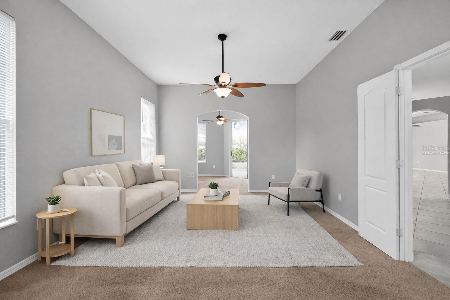 3725 HOLLOW WOOD DR, VALRICO, FL, 33596