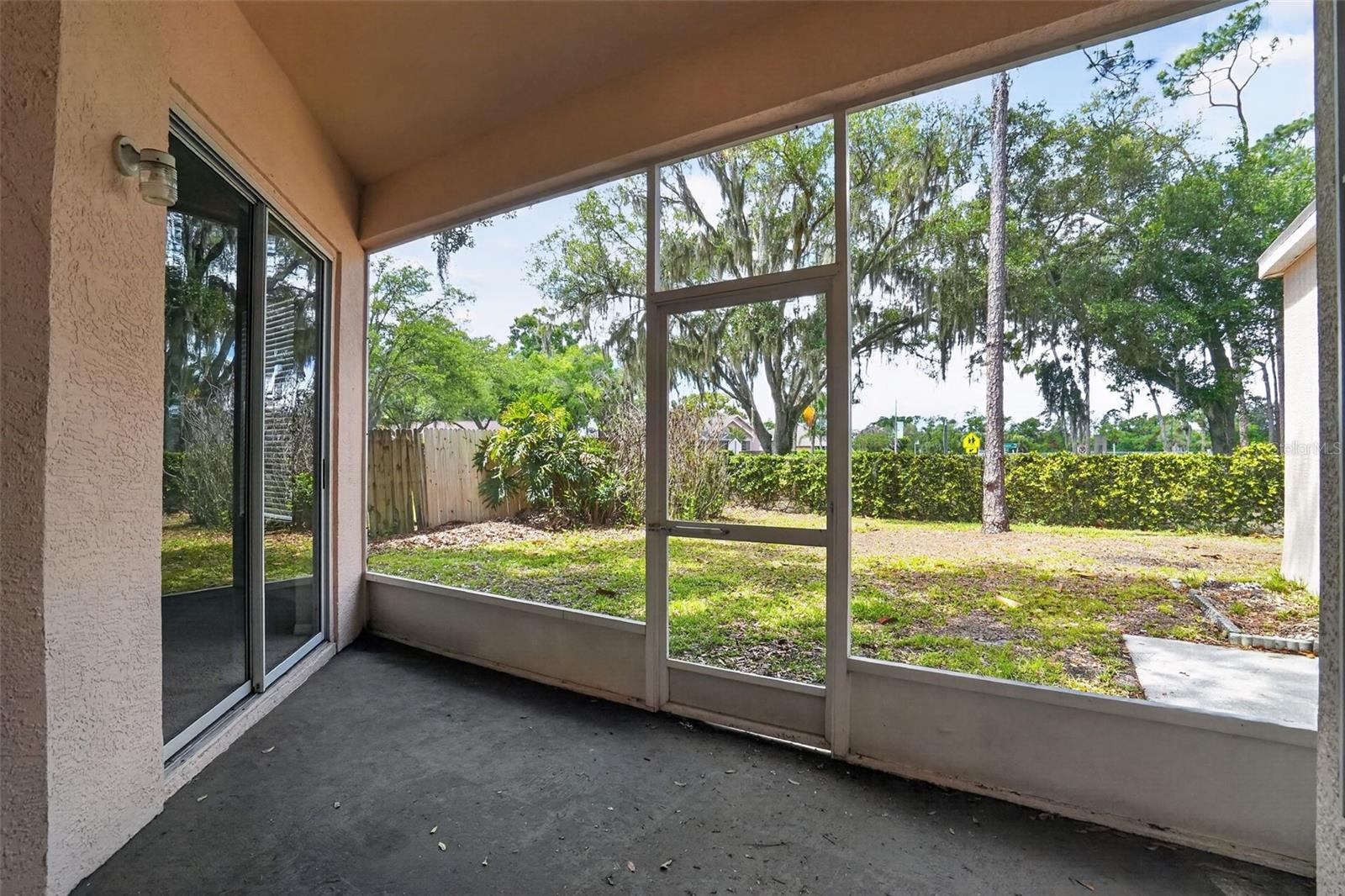 3725 HOLLOW WOOD DR, VALRICO, FL, 33596