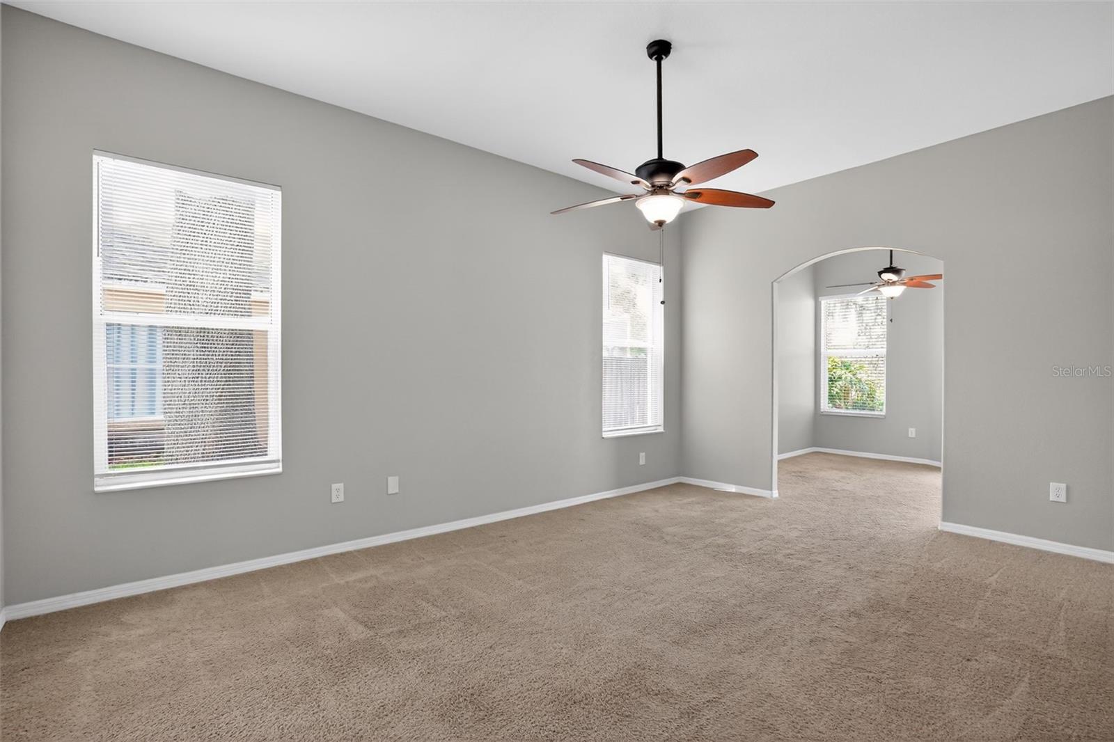 3725 HOLLOW WOOD DR, VALRICO, FL, 33596