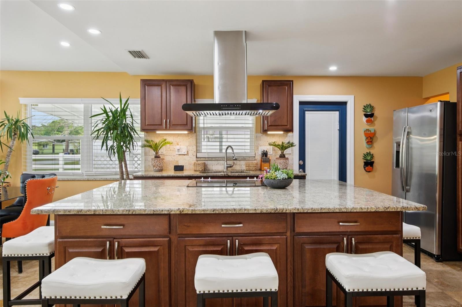 3925 PRADO DR, SARASOTA, FL, 34235