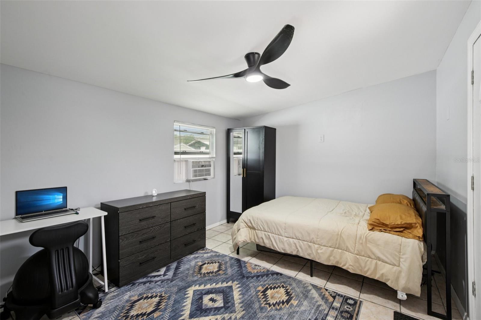 3925 PRADO DR, SARASOTA, FL, 34235