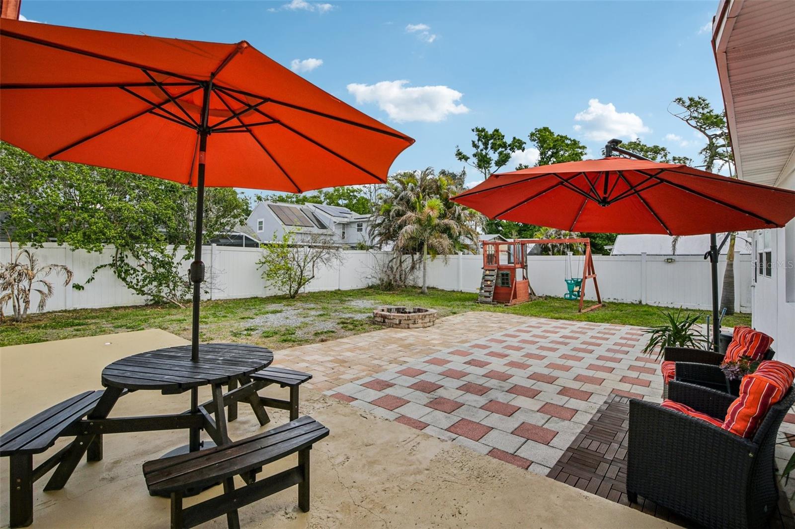 3925 PRADO DR, SARASOTA, FL, 34235