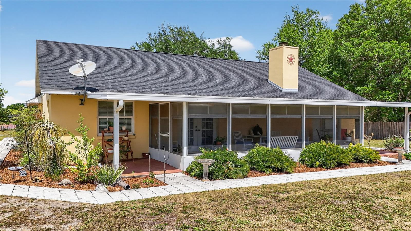 23440 OAK LN, SORRENTO, FL, 32776