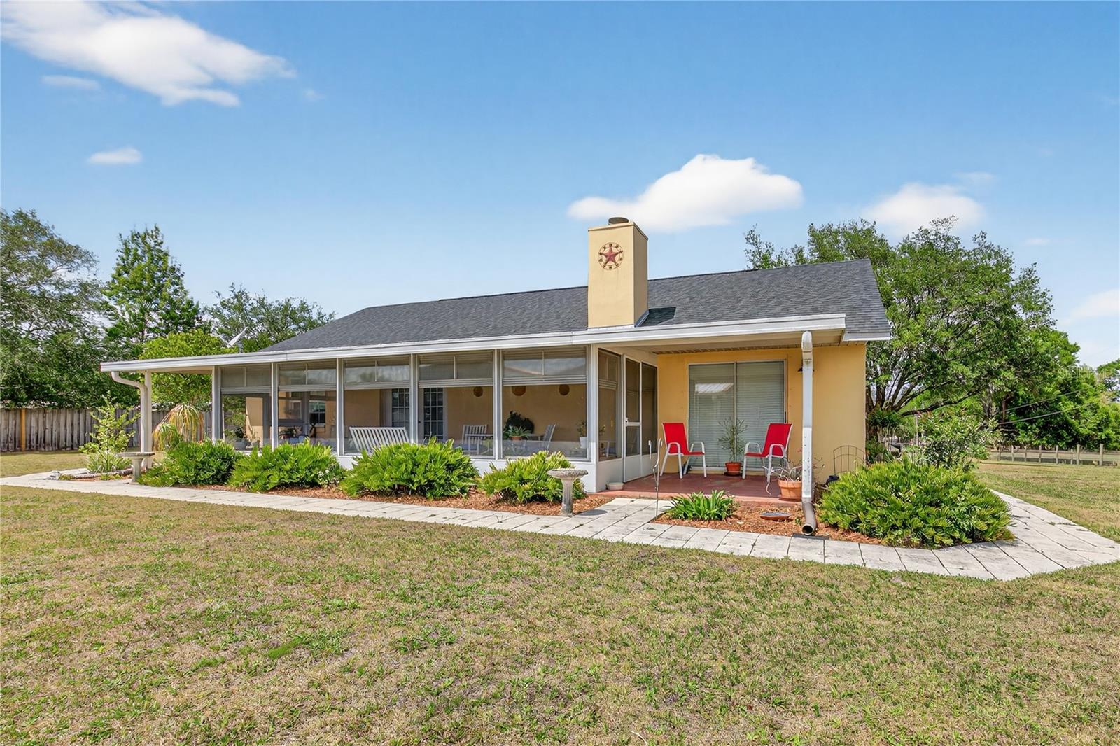 23440 OAK LN, SORRENTO, FL, 32776