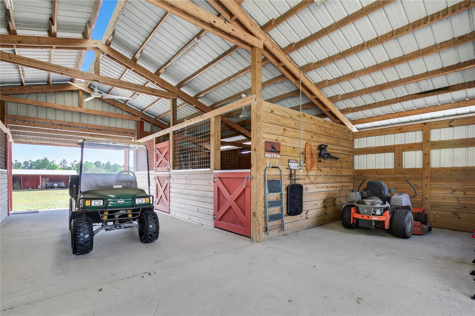 23440 OAK LN, SORRENTO, FL, 32776