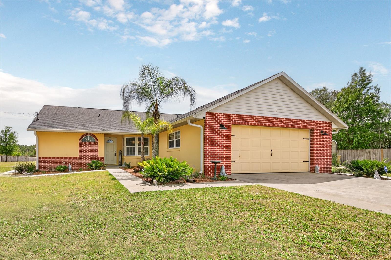 23440 OAK LN, SORRENTO, FL, 32776