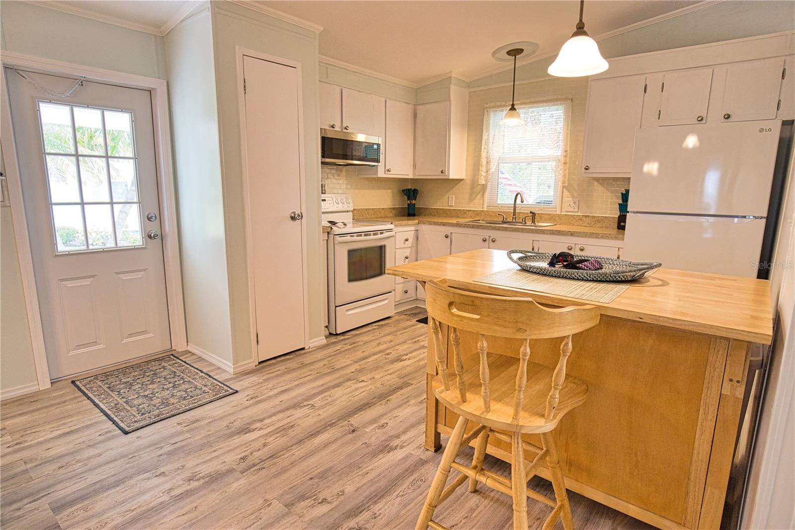 618 IGLESIA DR, NORTH PORT, FL, 34287