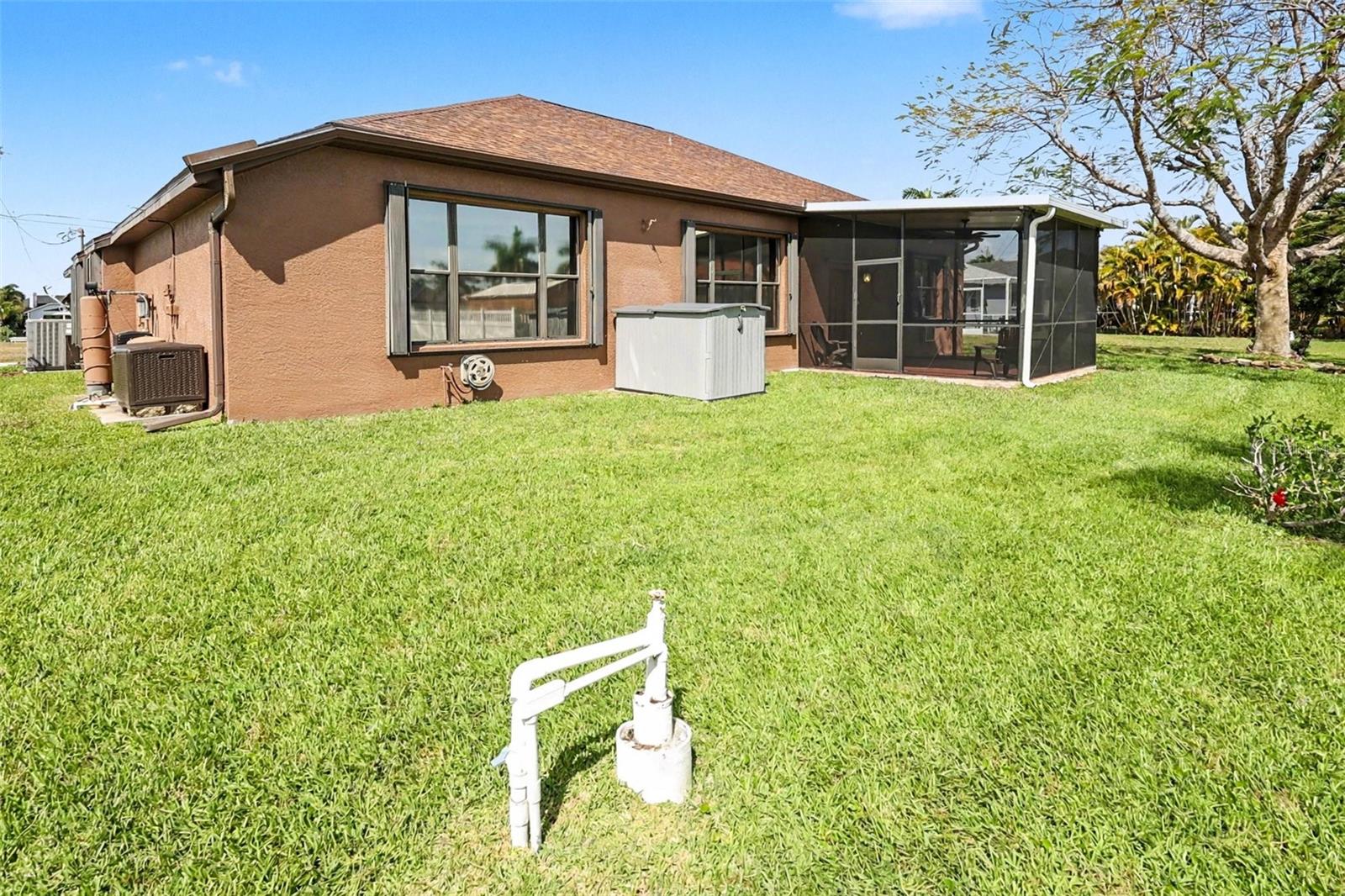 2725 SW 28TH PL, CAPE CORAL, FL, 33914