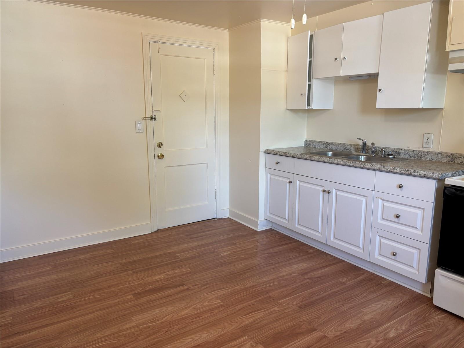 507 CLEVELAND AVE SW #2, LARGO, FL, 33770