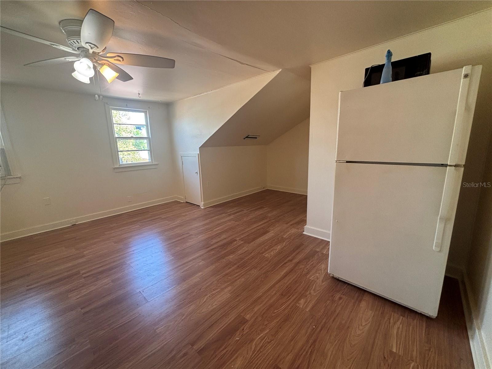 507 CLEVELAND AVE SW #2, LARGO, FL, 33770