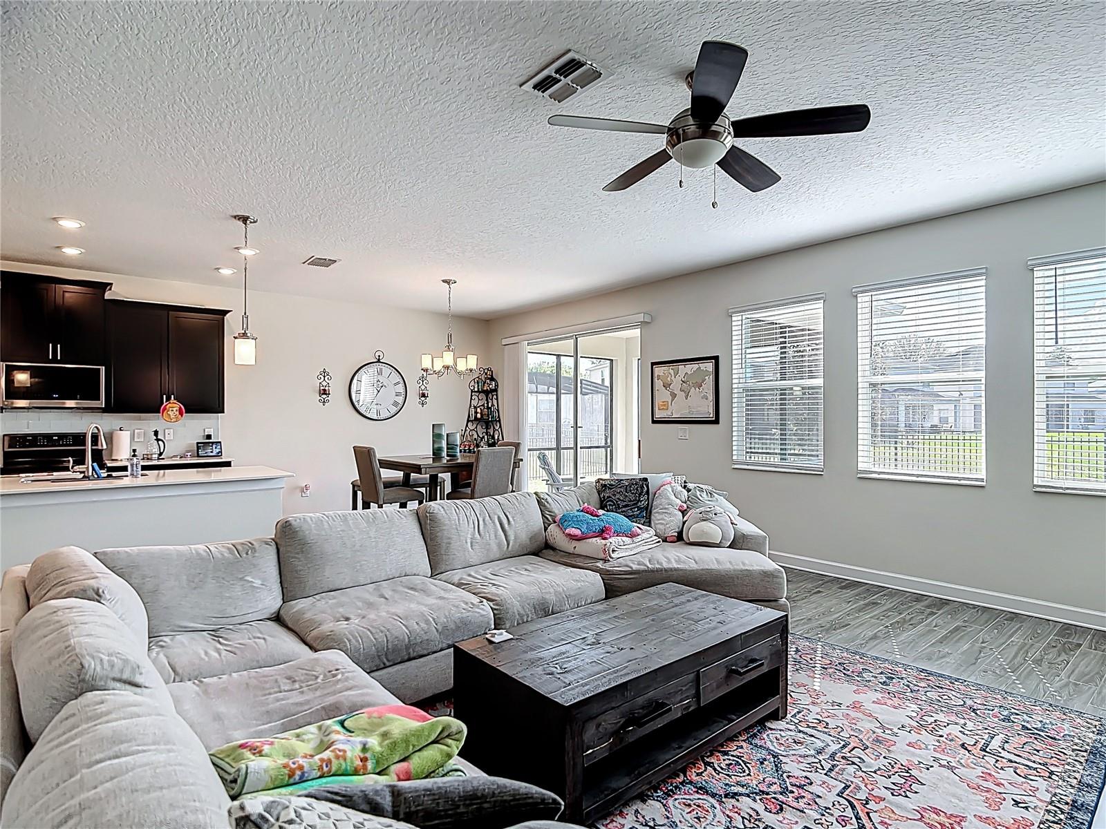 460 BRUNSWICK DR, DAVENPORT, FL, 33837