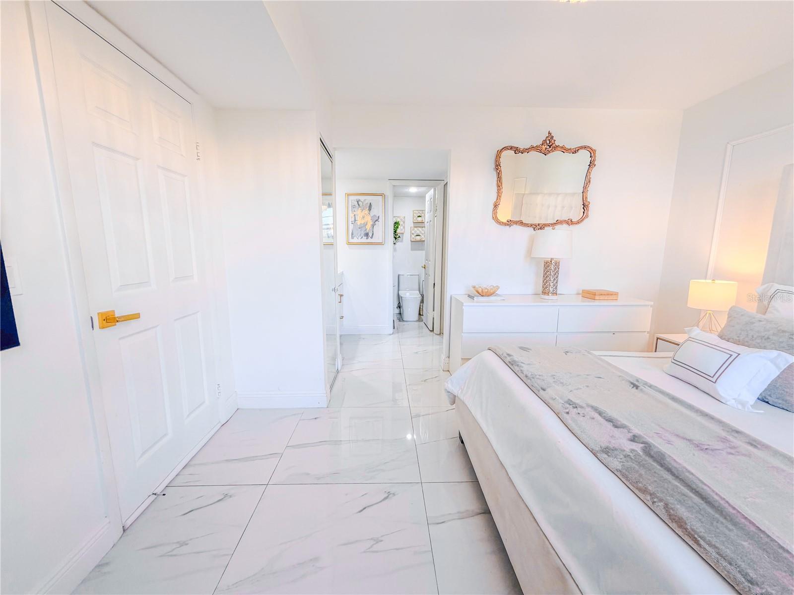 3635 WHITEHALL DR #401, WEST PALM BEACH, FL, 33401