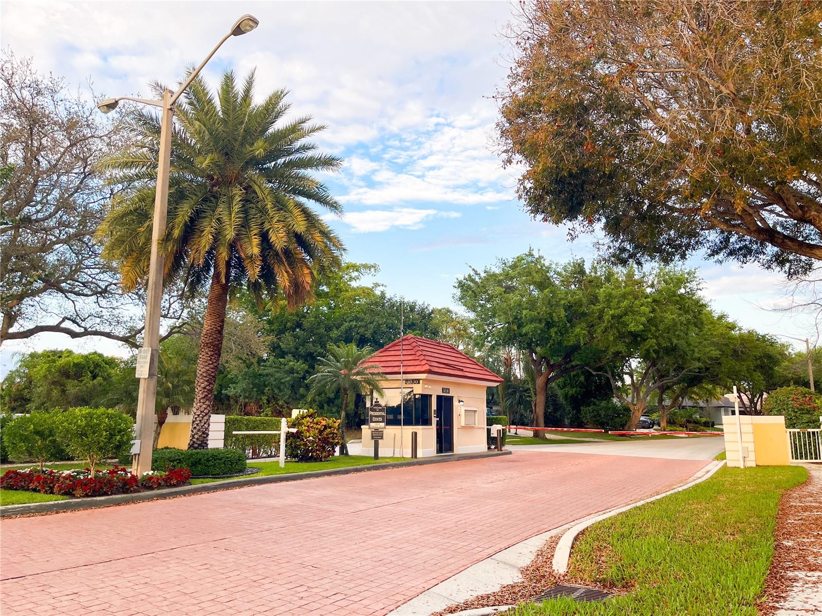 3635 WHITEHALL DR #401, WEST PALM BEACH, FL, 33401