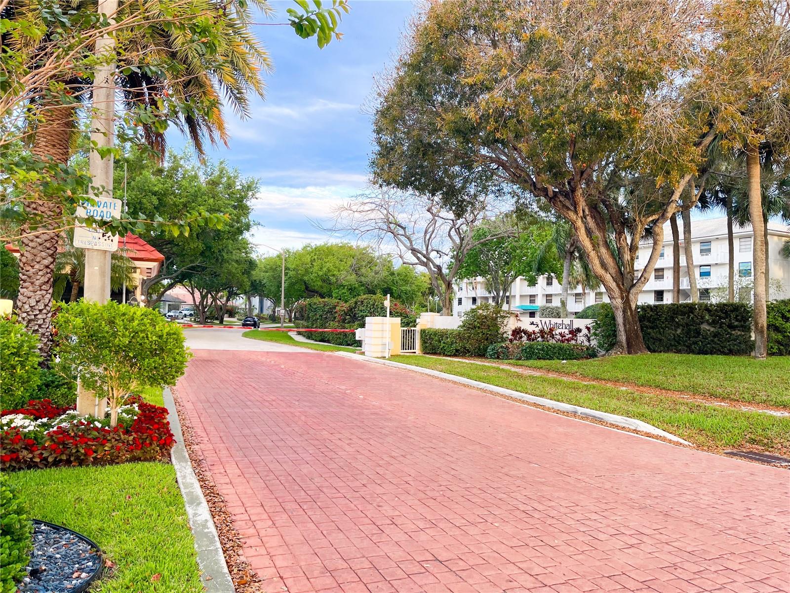 3635 WHITEHALL DR #401, WEST PALM BEACH, FL, 33401