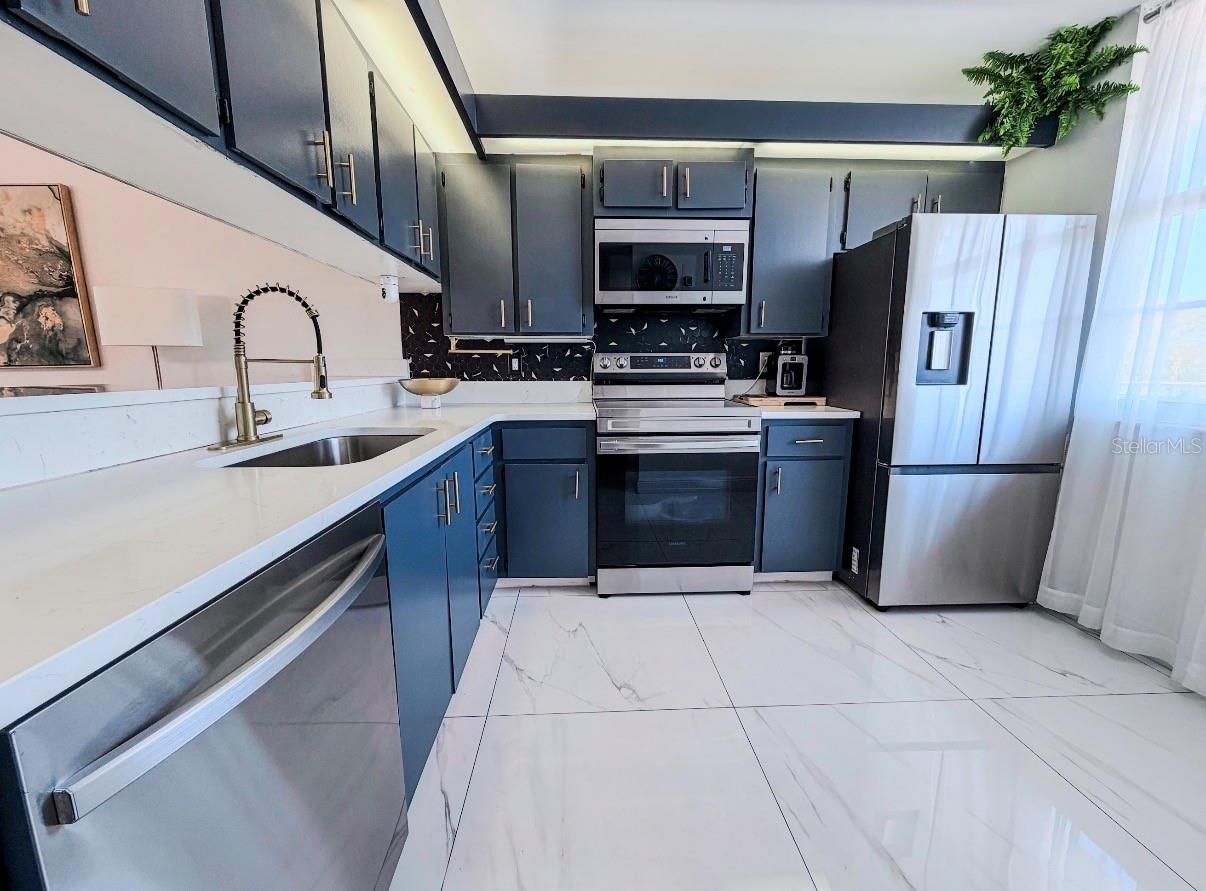 3635 WHITEHALL DR #401, WEST PALM BEACH, FL, 33401