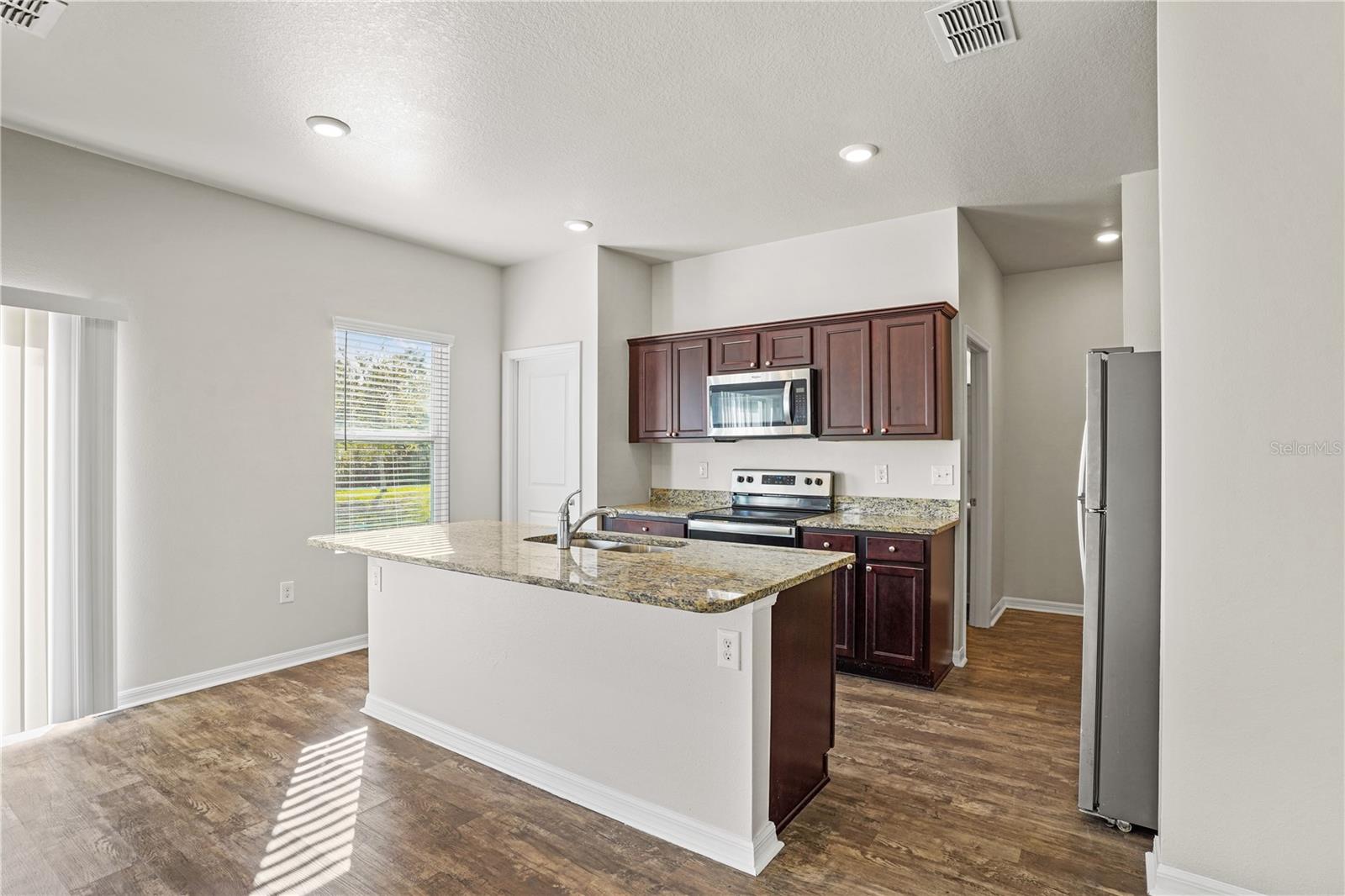 2835 NEVERLAND DR, NEW SMYRNA BEACH, FL, 32168