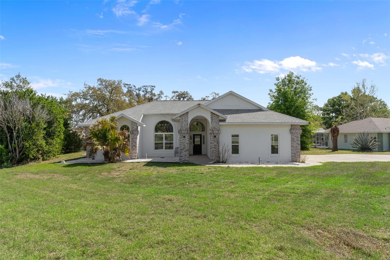 199 N CRYSTAL MEADOW PATH, LECANTO, FL, 34461