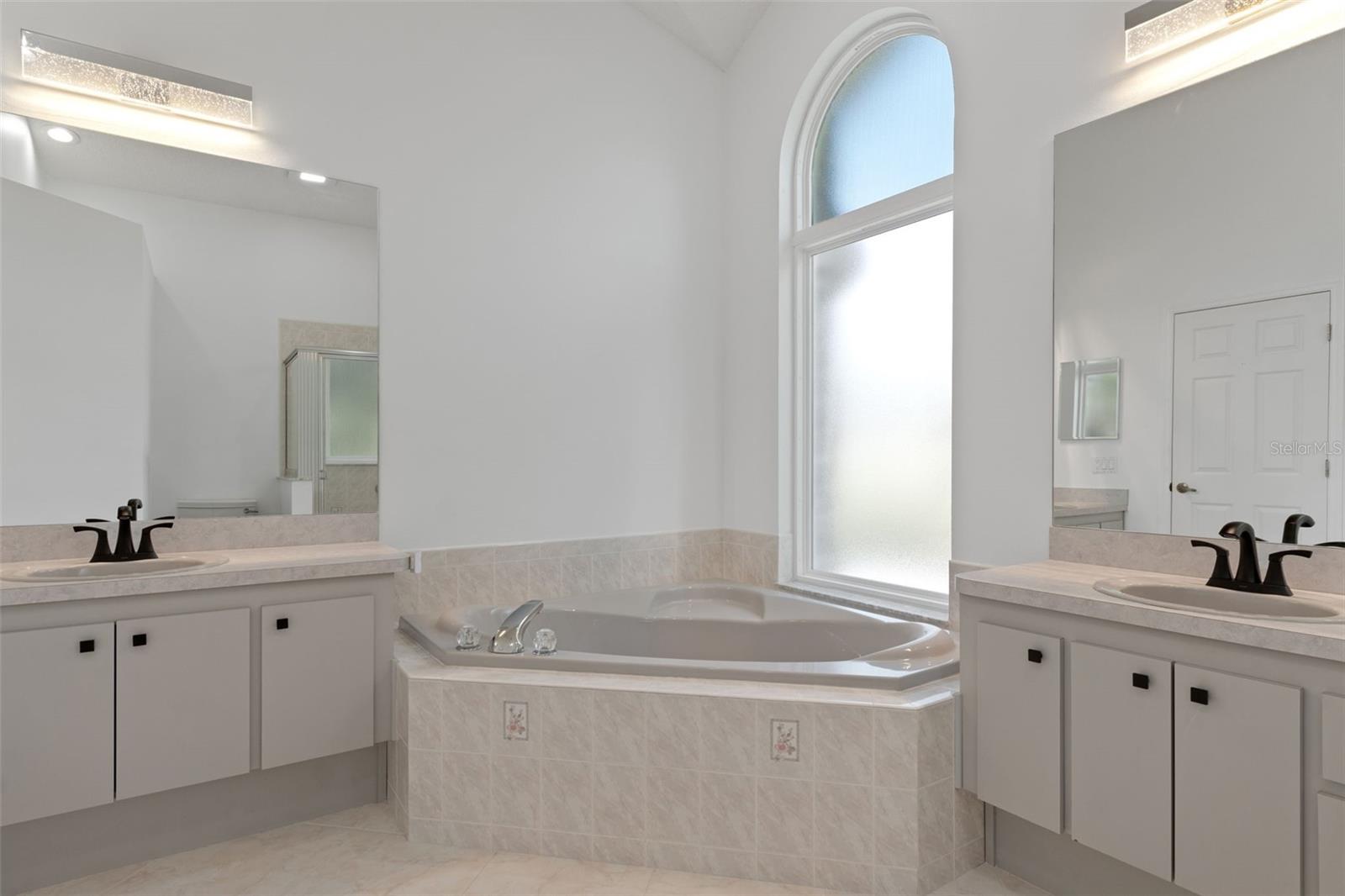 199 N CRYSTAL MEADOW PATH, LECANTO, FL, 34461