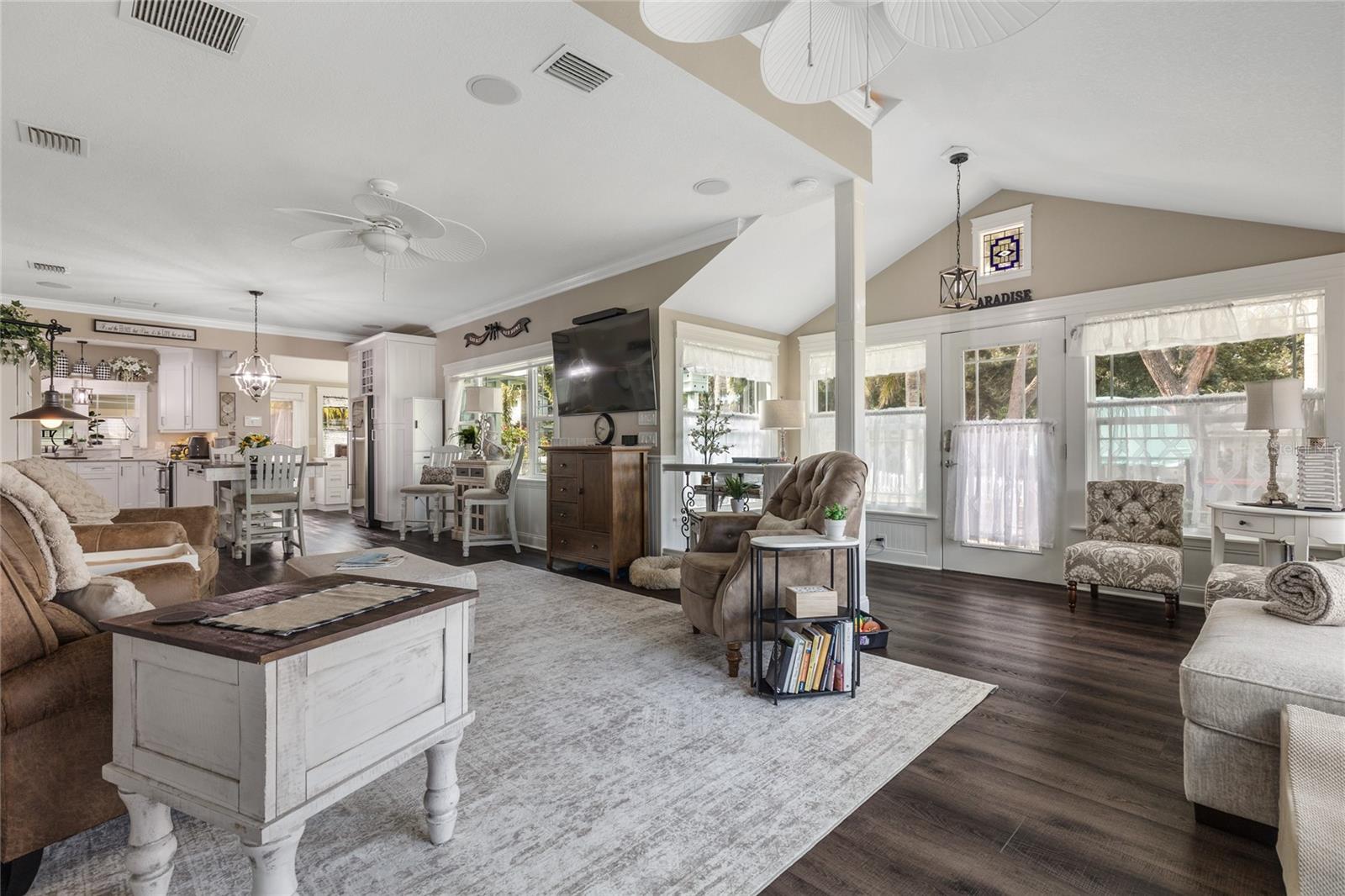202 FAIRMONT ST, CLEARWATER, FL, 33755