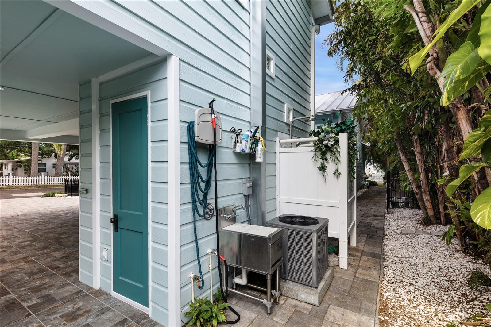 202 FAIRMONT ST, CLEARWATER, FL, 33755