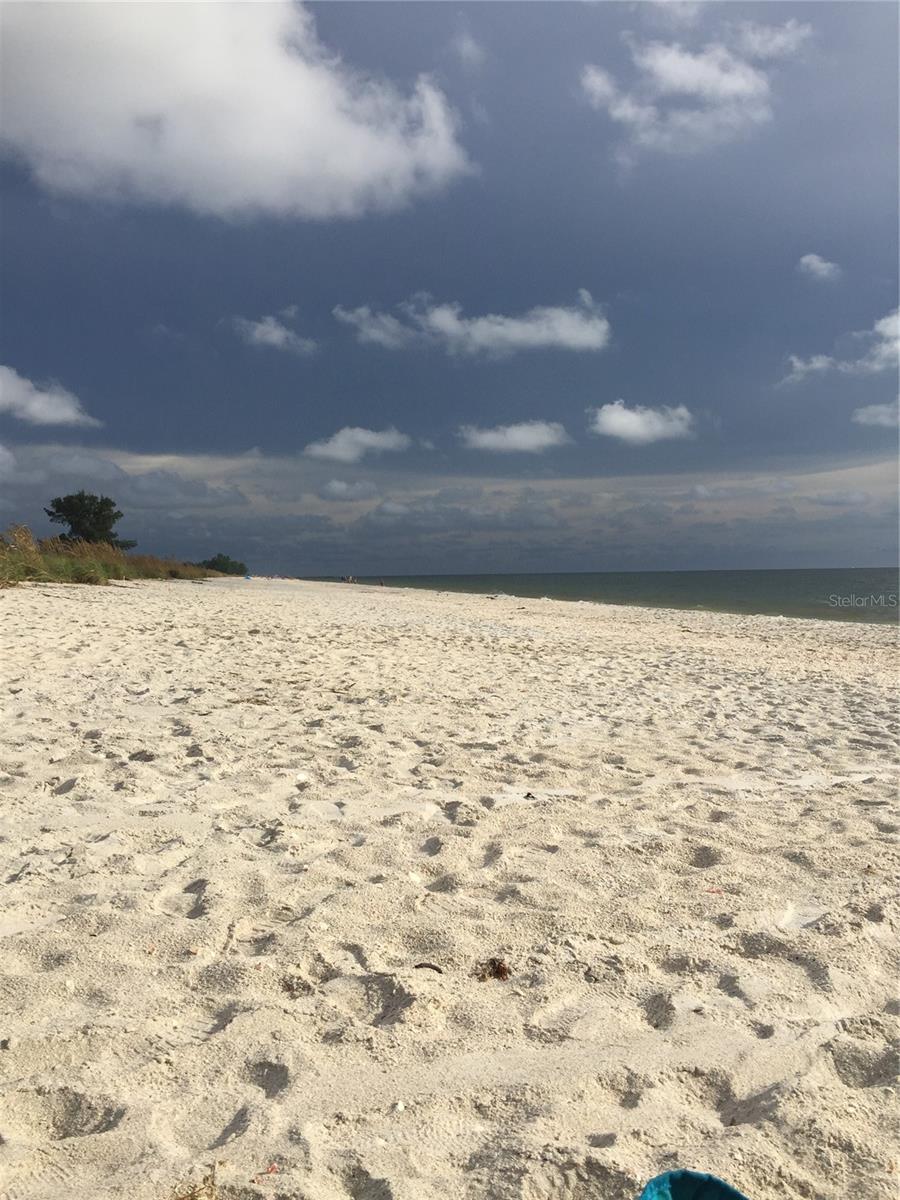 828 S TUTTLE AVE #A, SARASOTA, FL, 34237