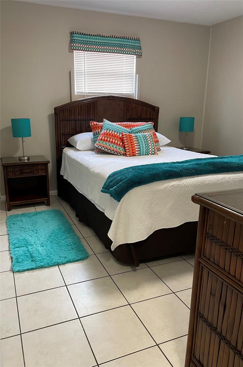 828 S TUTTLE AVE #A, SARASOTA, FL, 34237