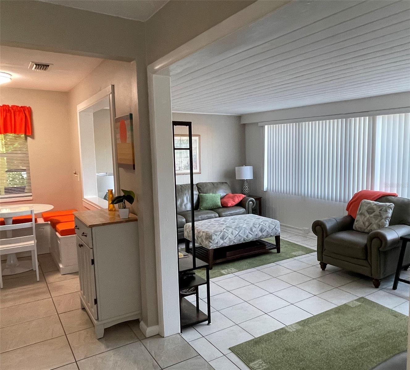 828 S TUTTLE AVE #A, SARASOTA, FL, 34237