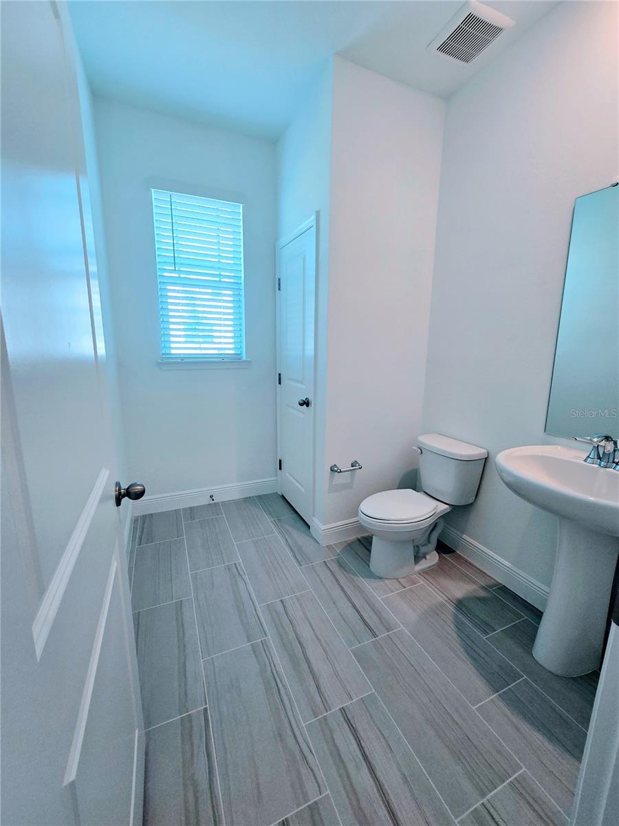 2232 HEN ROAD, MINNEOLA, FL, 34715