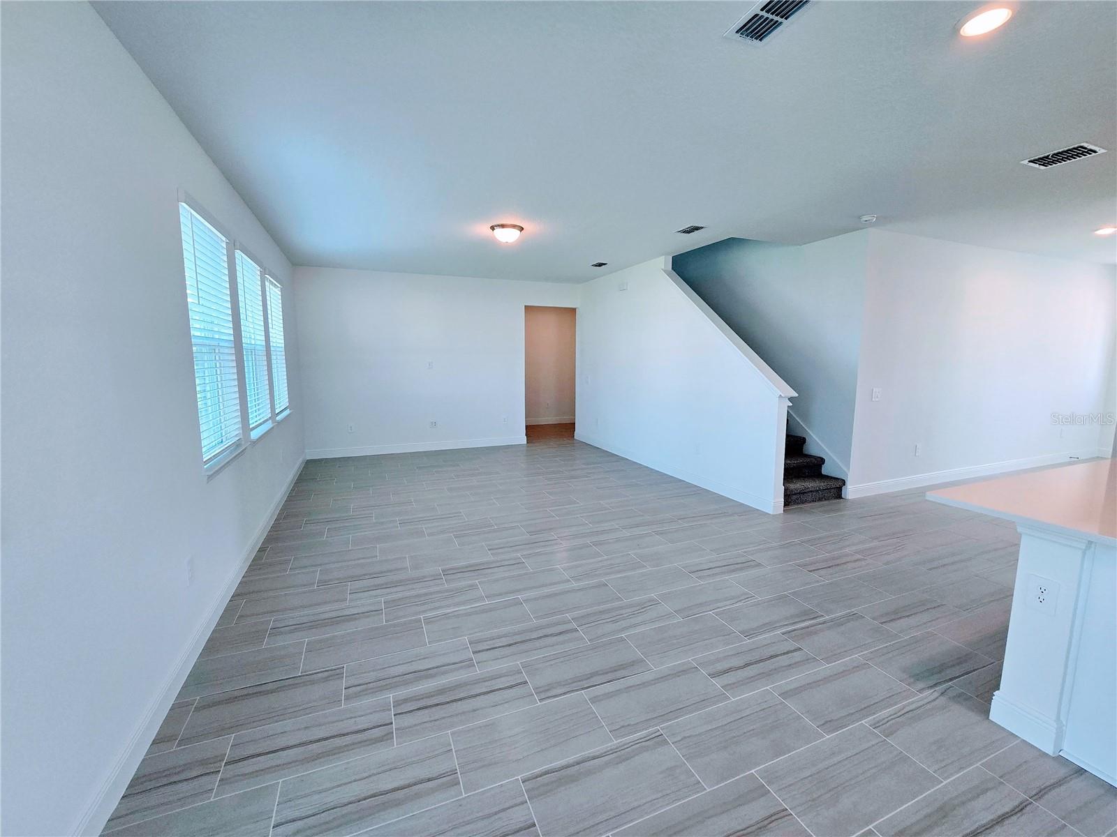 2232 HEN ROAD, MINNEOLA, FL, 34715