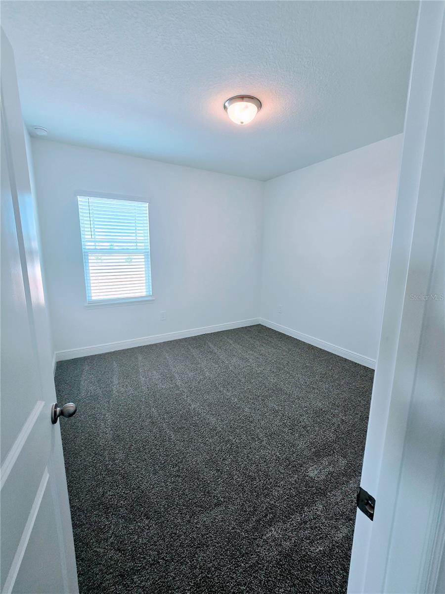 2232 HEN ROAD, MINNEOLA, FL, 34715