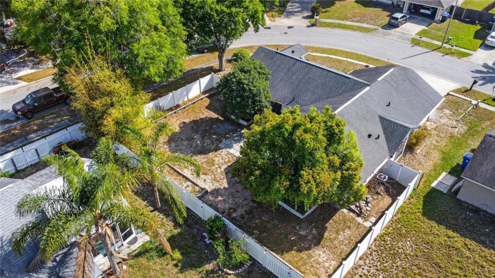 2075 HEDGEROW CIR, OCOEE, FL, 34761