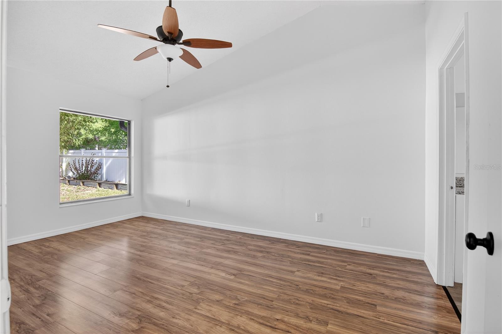 2075 HEDGEROW CIR, OCOEE, FL, 34761