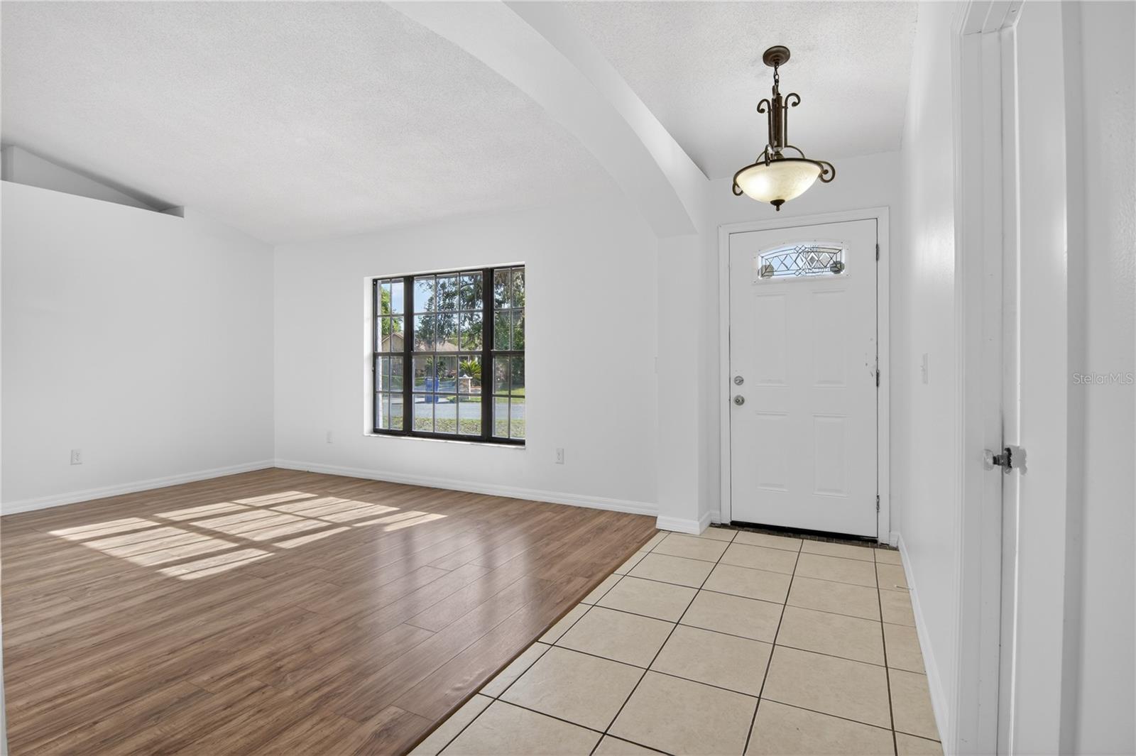 2075 HEDGEROW CIR, OCOEE, FL, 34761