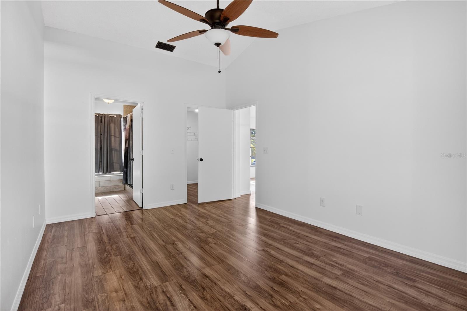 2075 HEDGEROW CIR, OCOEE, FL, 34761