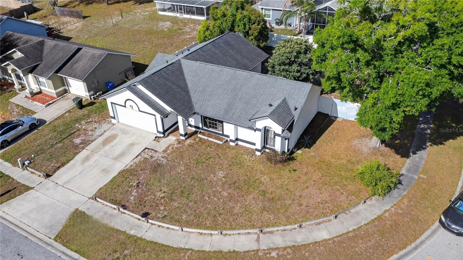 2075 HEDGEROW CIR, OCOEE, FL, 34761