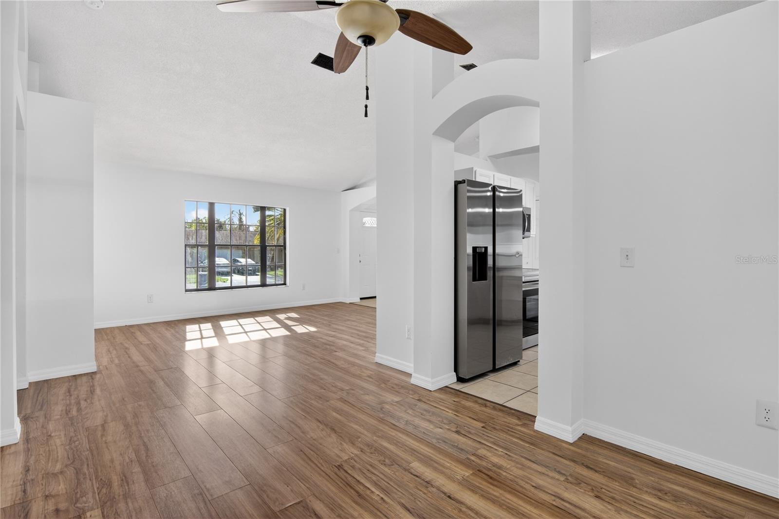 2075 HEDGEROW CIR, OCOEE, FL, 34761